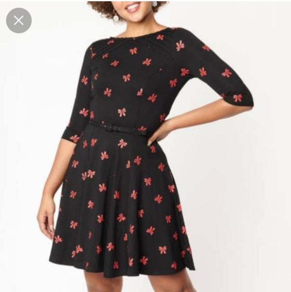 Stephanie Dress, Bow Pattern | Unique Vintage | New with Tags
